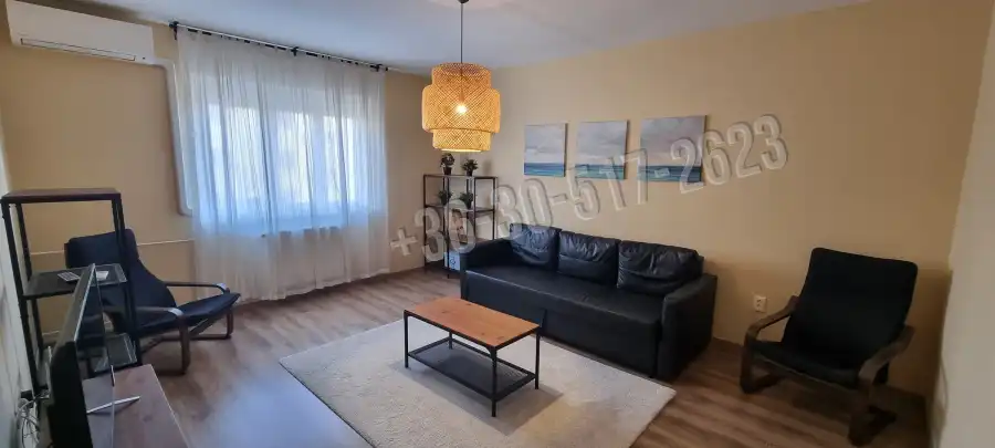 Albérlet, kiadó panellakás, Paks