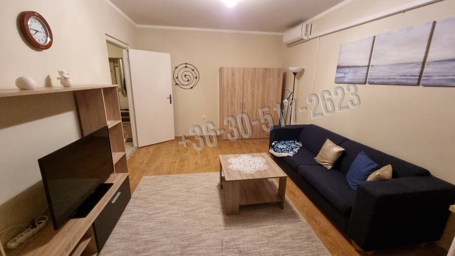 Albérlet, kiadó panellakás, Paks