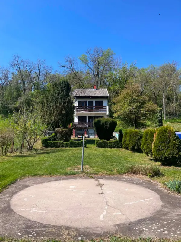 Eladó családi ház, Dunaföldvár 2+1 szoba 60 m² 15 M Ft