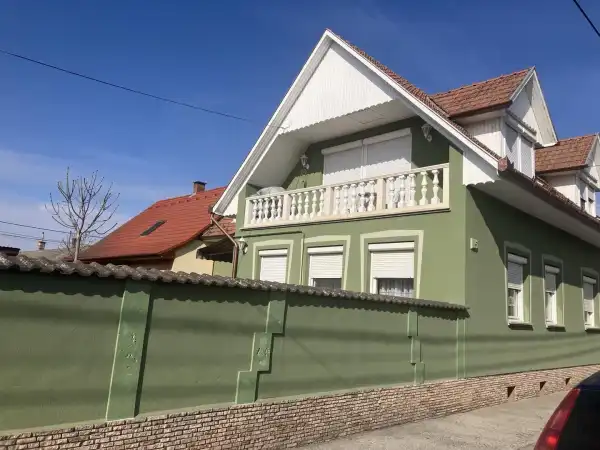 Eladó családi ház, Dunapataj 4 szoba 185 m² 55 M Ft