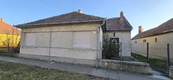 Eladó családi ház, Kalocsa 3 szoba 90 m² 24.95 M Ft
