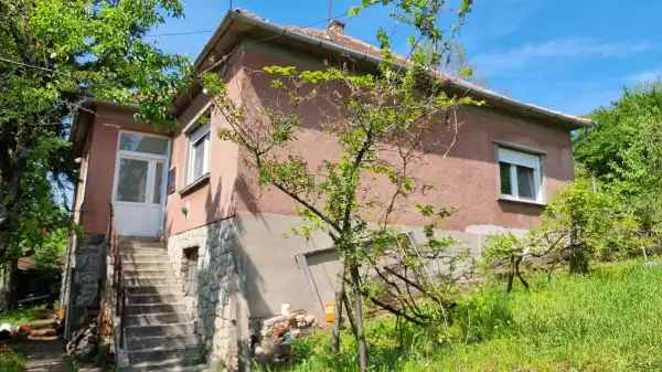 Eladó családi ház, Paks 3 szoba 178 m² 46.9 M Ft