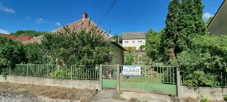 Eladó családi ház, Paks 3 szoba 80 m² 21.9 M Ft