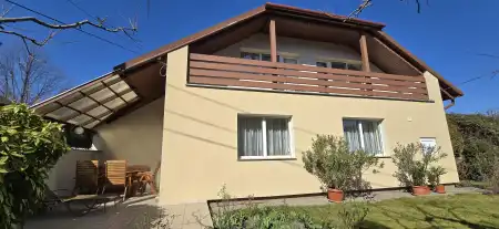 Eladó családi ház, Paks 5 szoba 190 m² 142 M Ft