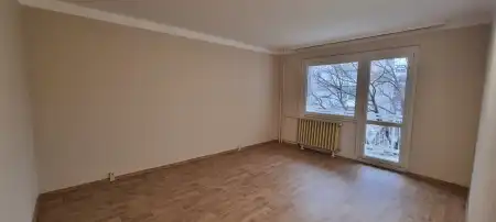 Kiadó panellakás, Paks 2 szoba 40 m² 130 E Ft/hó
