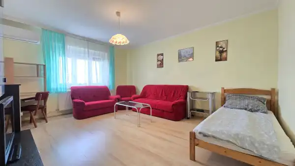 Kiadó panellakás, Paks 2 szoba 52 m² 185 E Ft/hó