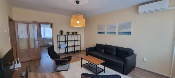 Kiadó panellakás, Paks 2 szoba 57 m² 240 E Ft/hó