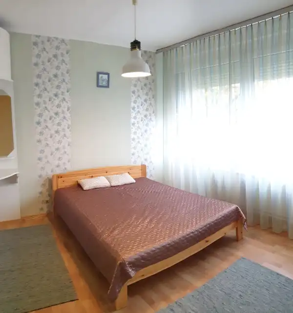 Kiadó panellakás, Paks 2 szoba 57 m² 210 E Ft/hó
