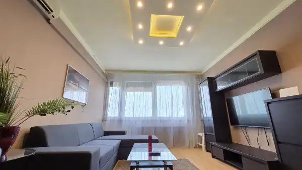 Kiadó panellakás, Paks 2 szoba 50 m² 200 E Ft/hó