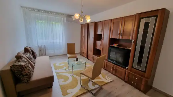 Kiadó panellakás, Paks 2 szoba 51 m² 170 E Ft/hó