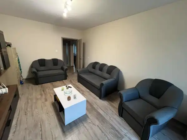 Kiadó panellakás, Paks 2 szoba 50 m² 200 E Ft/hó