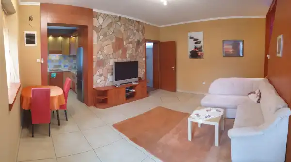 Kiadó téglalakás, Paks 2 szoba 78 m² 200 E Ft/hó