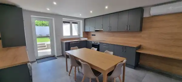 Kiadó téglalakás, Paks 3 szoba 90 m² 400 E Ft/hó