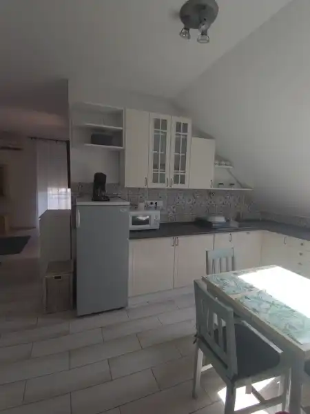 Kiadó téglalakás, Paks 2+1 szoba 70 m² 200 E Ft/hó